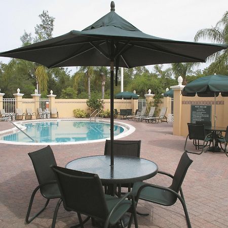 Hotel La Quinta By Wyndham Naples Downtown Exteriér fotografie