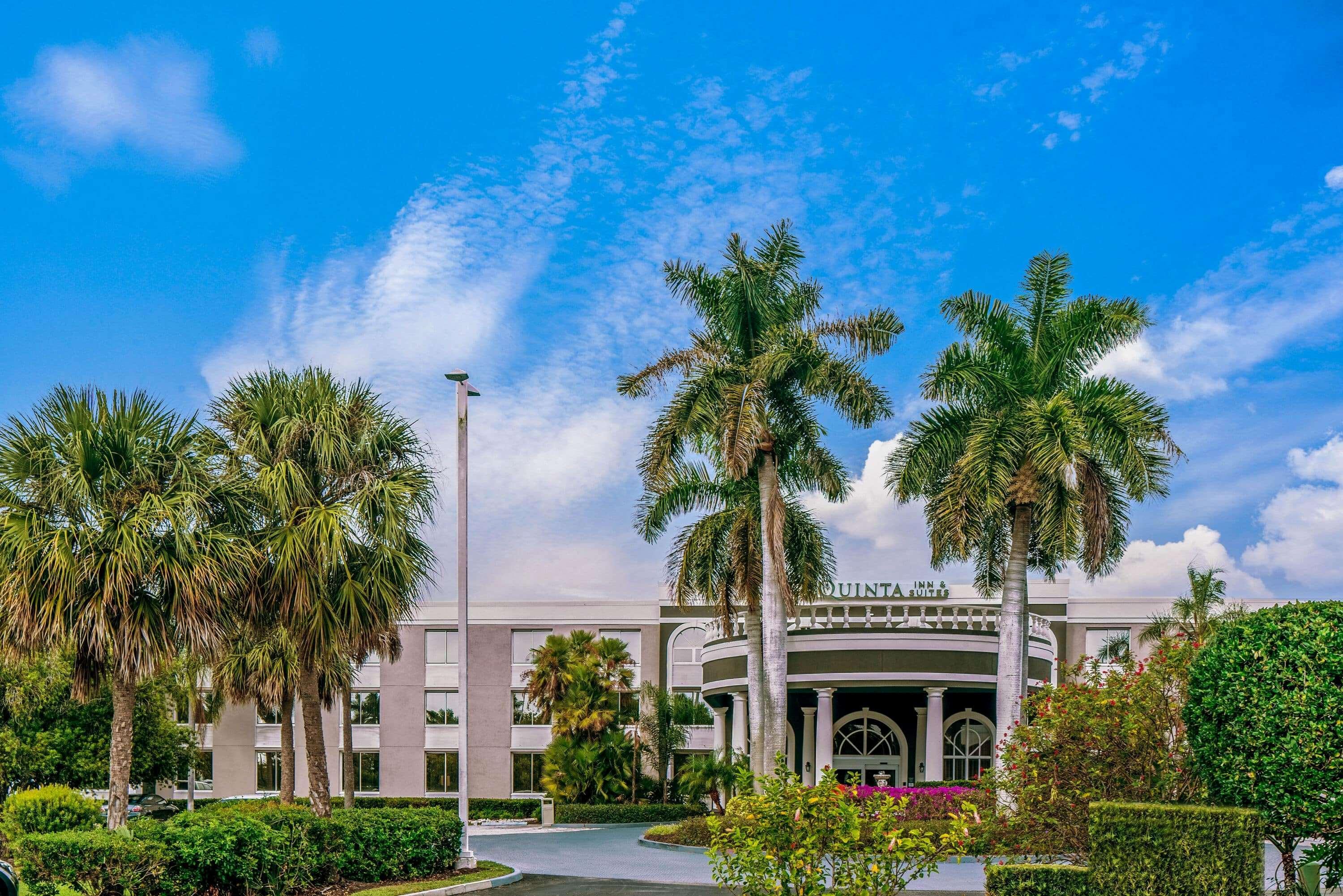 Hotel La Quinta By Wyndham Naples Downtown Exteriér fotografie