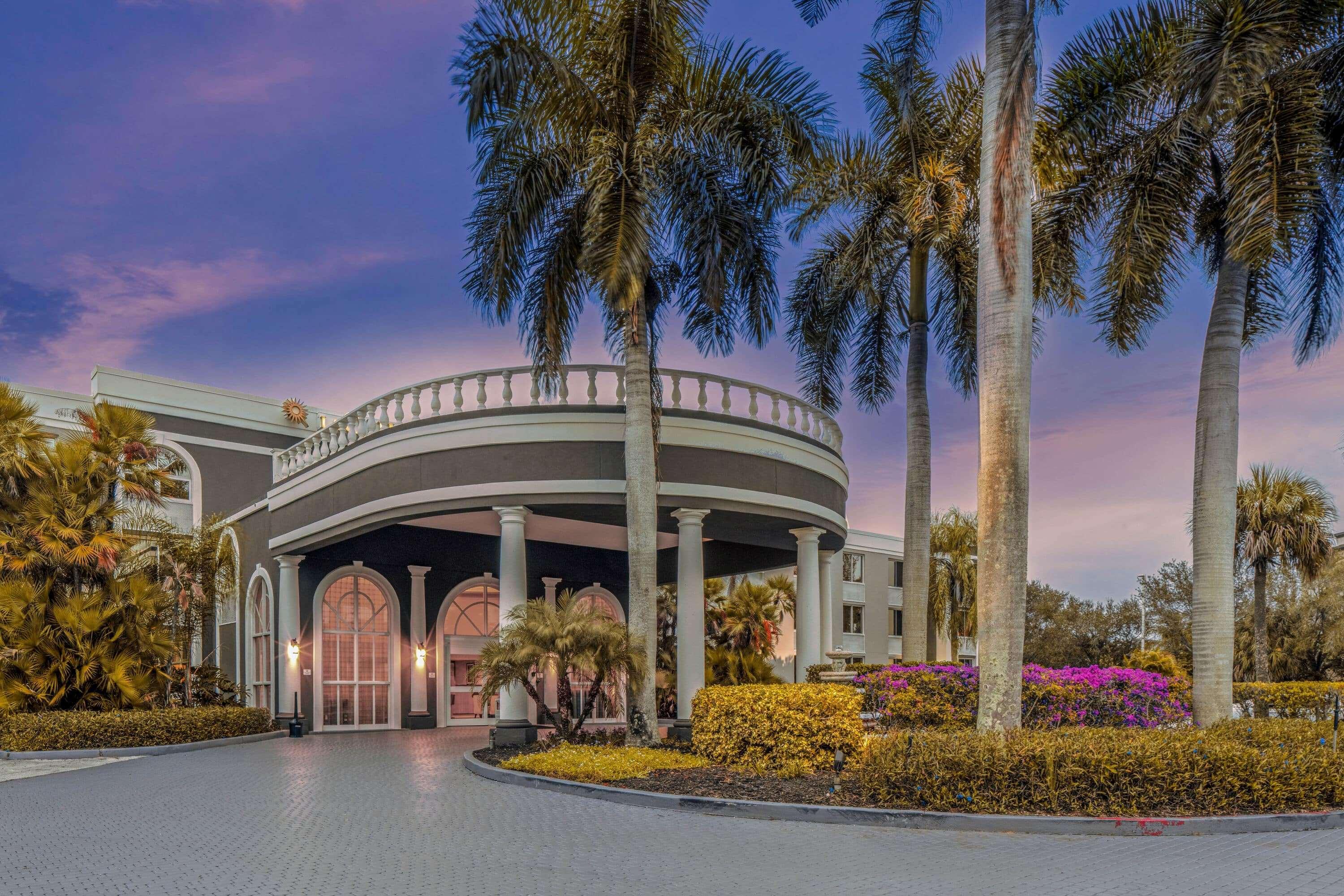 Hotel La Quinta By Wyndham Naples Downtown Exteriér fotografie