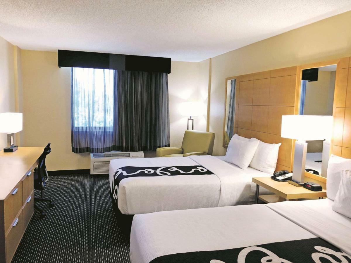 Hotel La Quinta By Wyndham Naples Downtown Pokoj fotografie