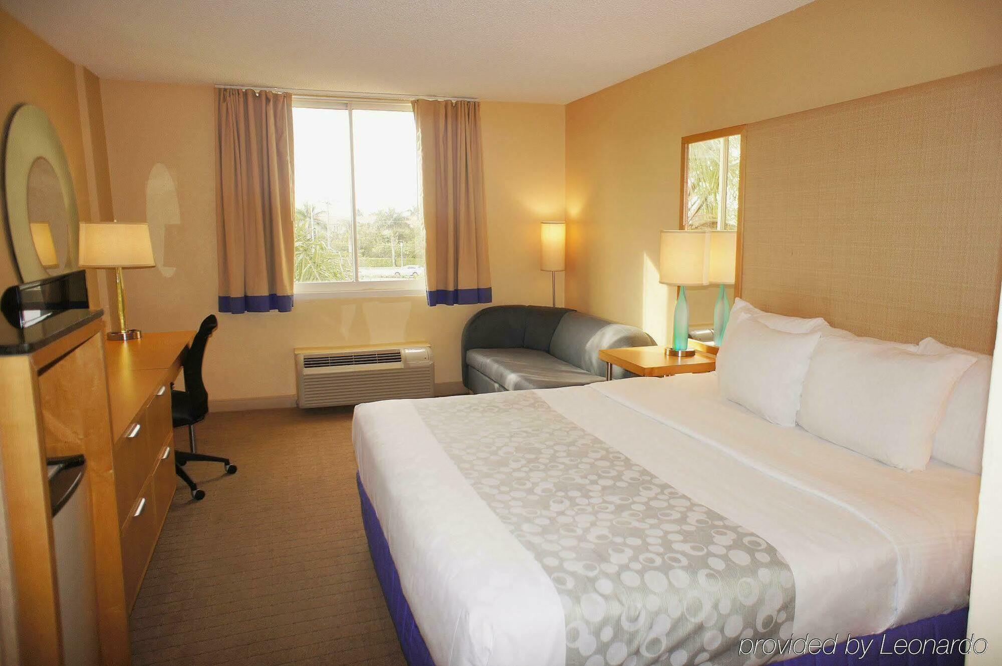 Hotel La Quinta By Wyndham Naples Downtown Exteriér fotografie